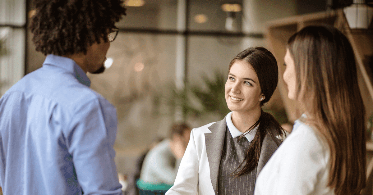 The Best Ways to Welcome New Employees